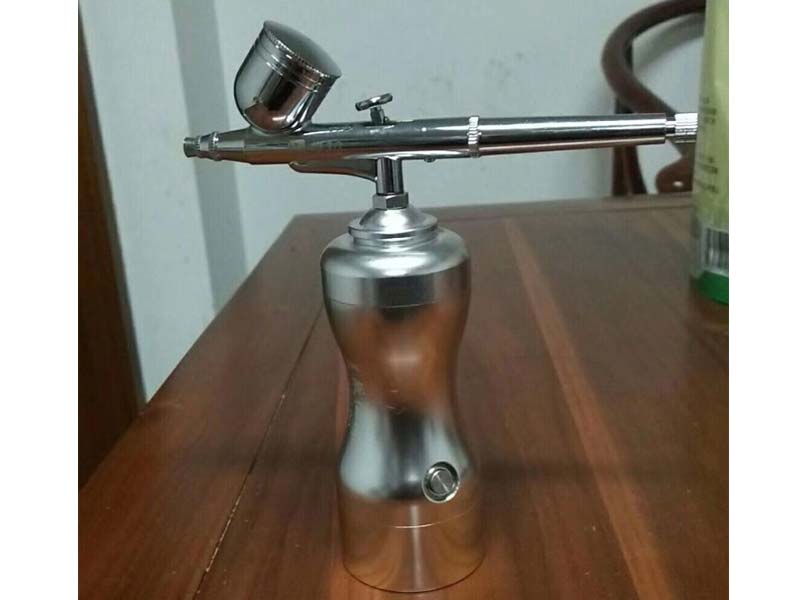 silver airbrush kit for beauty care cosmetic can be oem with your logo